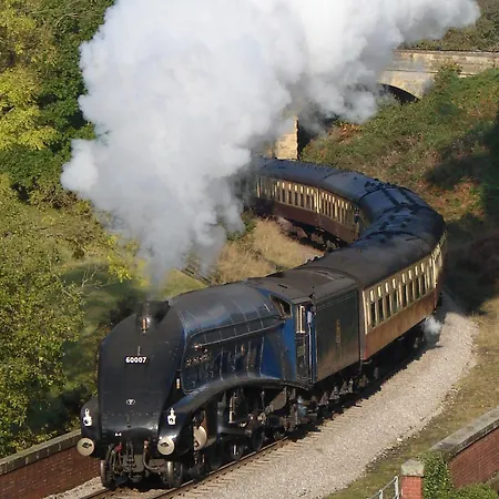 Summertree Farm The Mews * Thornton Dale